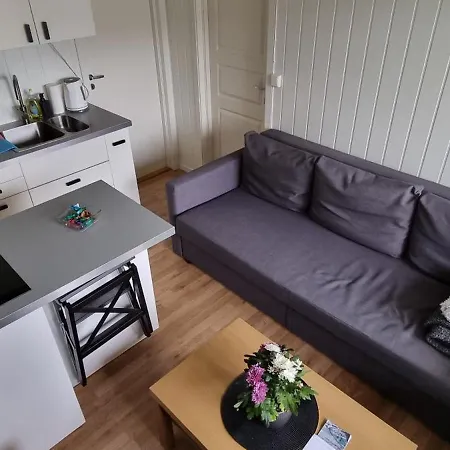 Small Cosy And Fully Equipped Apartment With The Possibility To Rent A Car Through Getaround Tromso Exterior photo