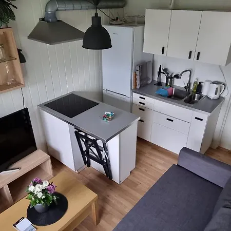 Small Cosy And Fully Equipped Apartment With The Possibility To Rent A Car Through Getaround Tromso Exterior photo